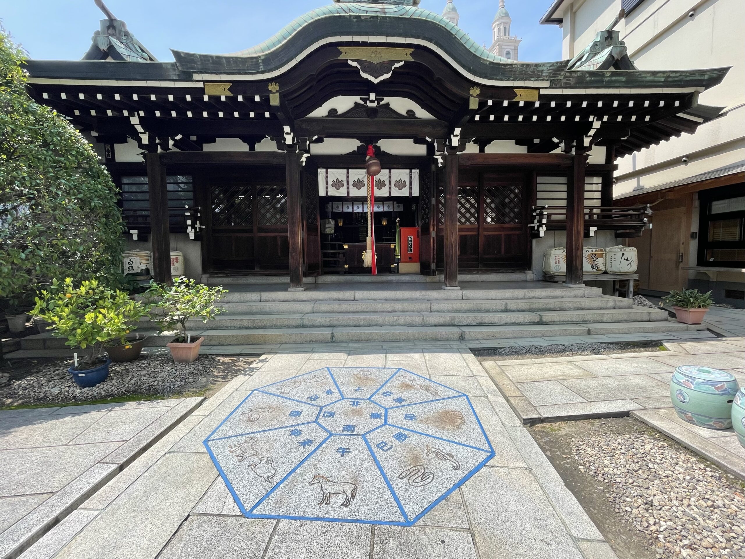 【旧居留地】『三宮神社』意外と神戸人も知らない人が多くてビックリ。世界中に日本の切腹を印象付ける事件が勃発