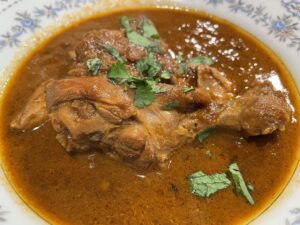 【元町南】『Cini curry』　"究極のカレー2022関西版"　で総合GPに選ばれたパキスタンカレーの店が元町にあるんですよ