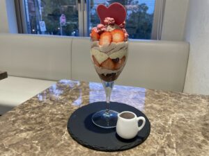 【北野】カファレル北野本店では昨日から新作パルフェが登場