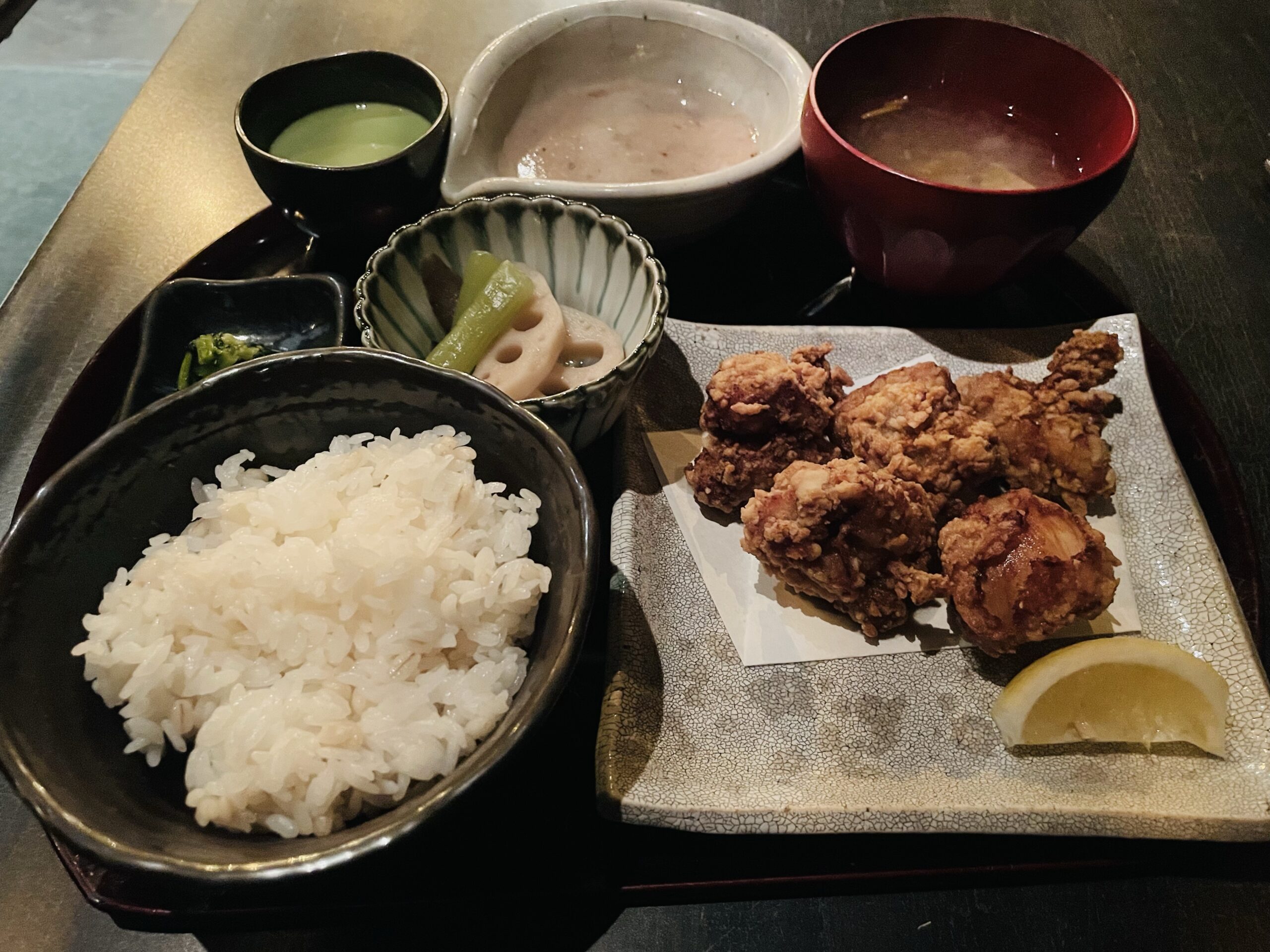 【三宮】『黒十 神戸本店 』とろ〜り自然薯の魅力、味わい尽くせ！