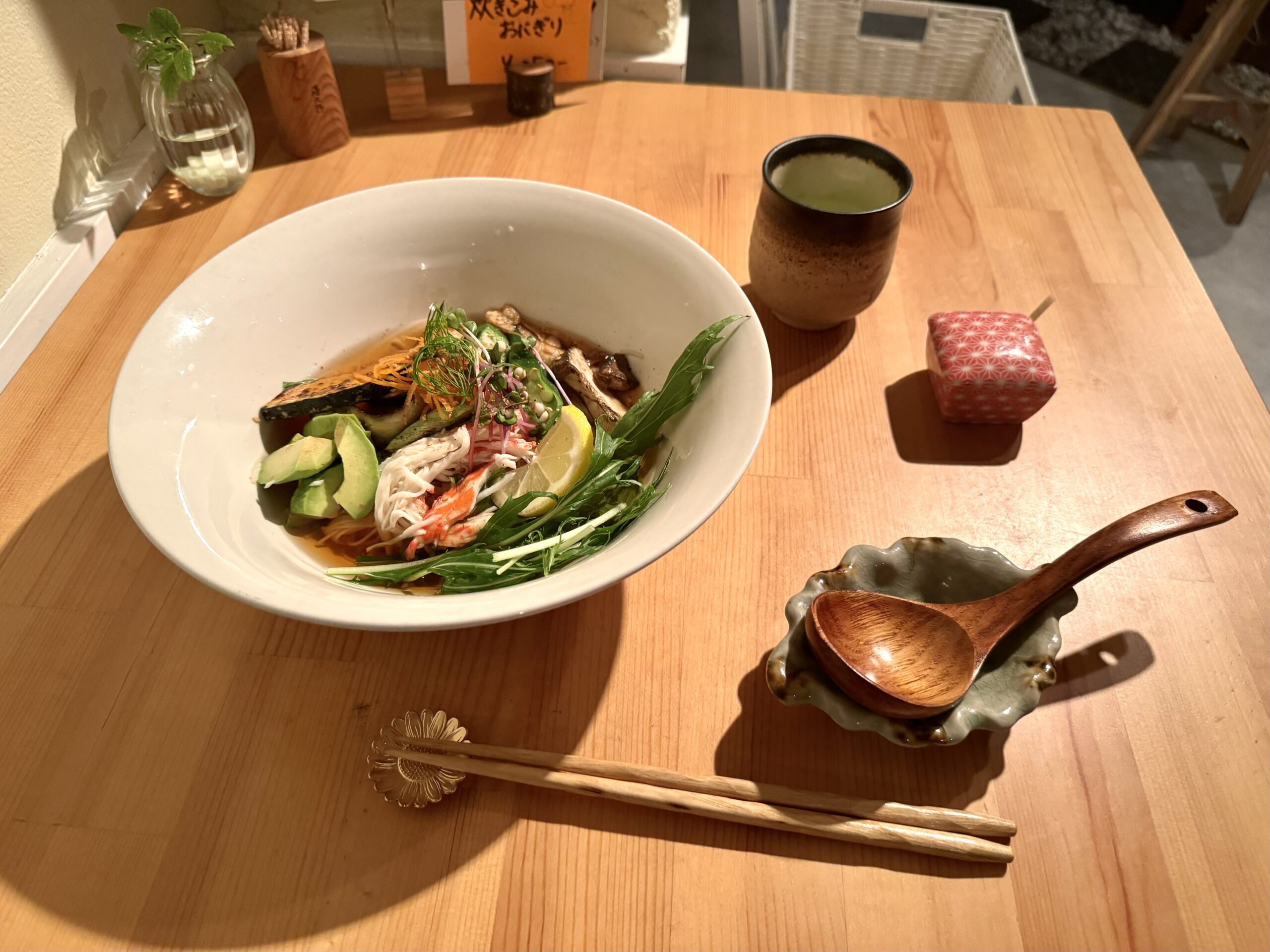 【三宮】伝統の味を守りつつ、新感覚ソーメンを追求『キタサン素麺』